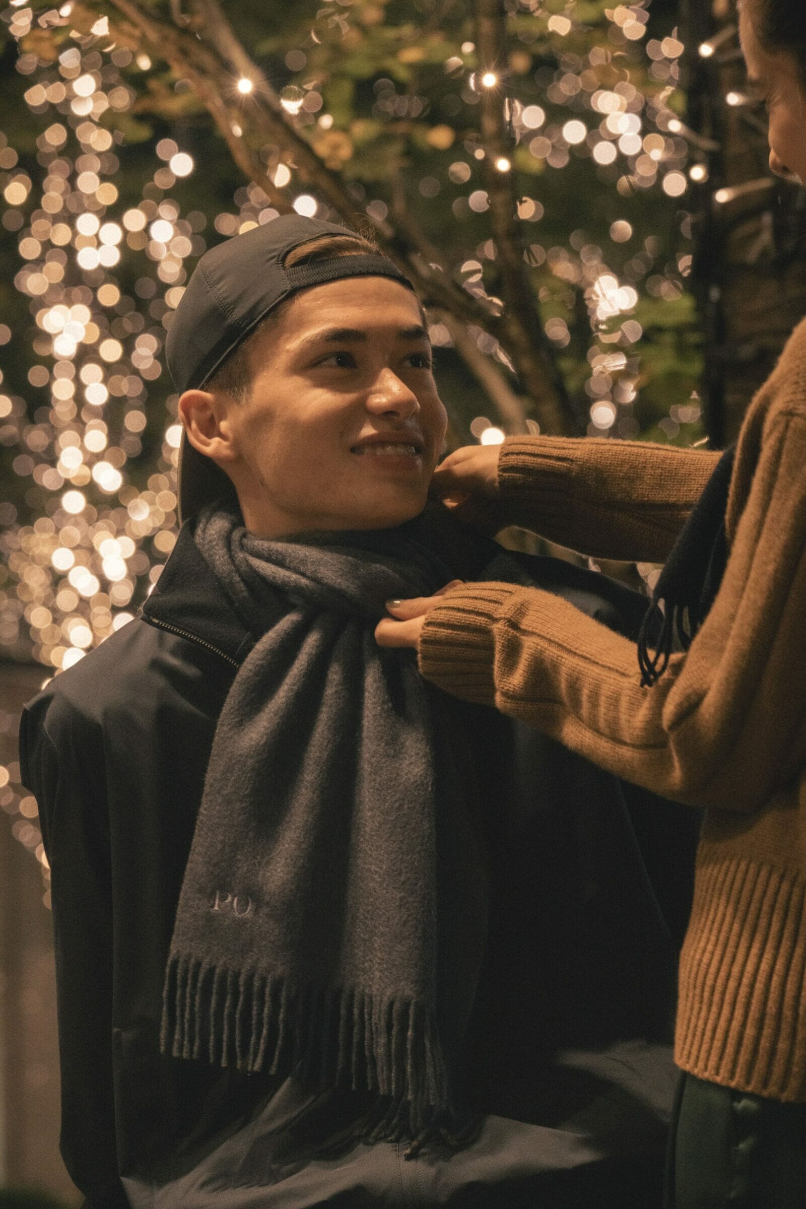 クリスマスギフトに、ロロ・ピアーナのカシミヤマフラーを。 | POPEYE