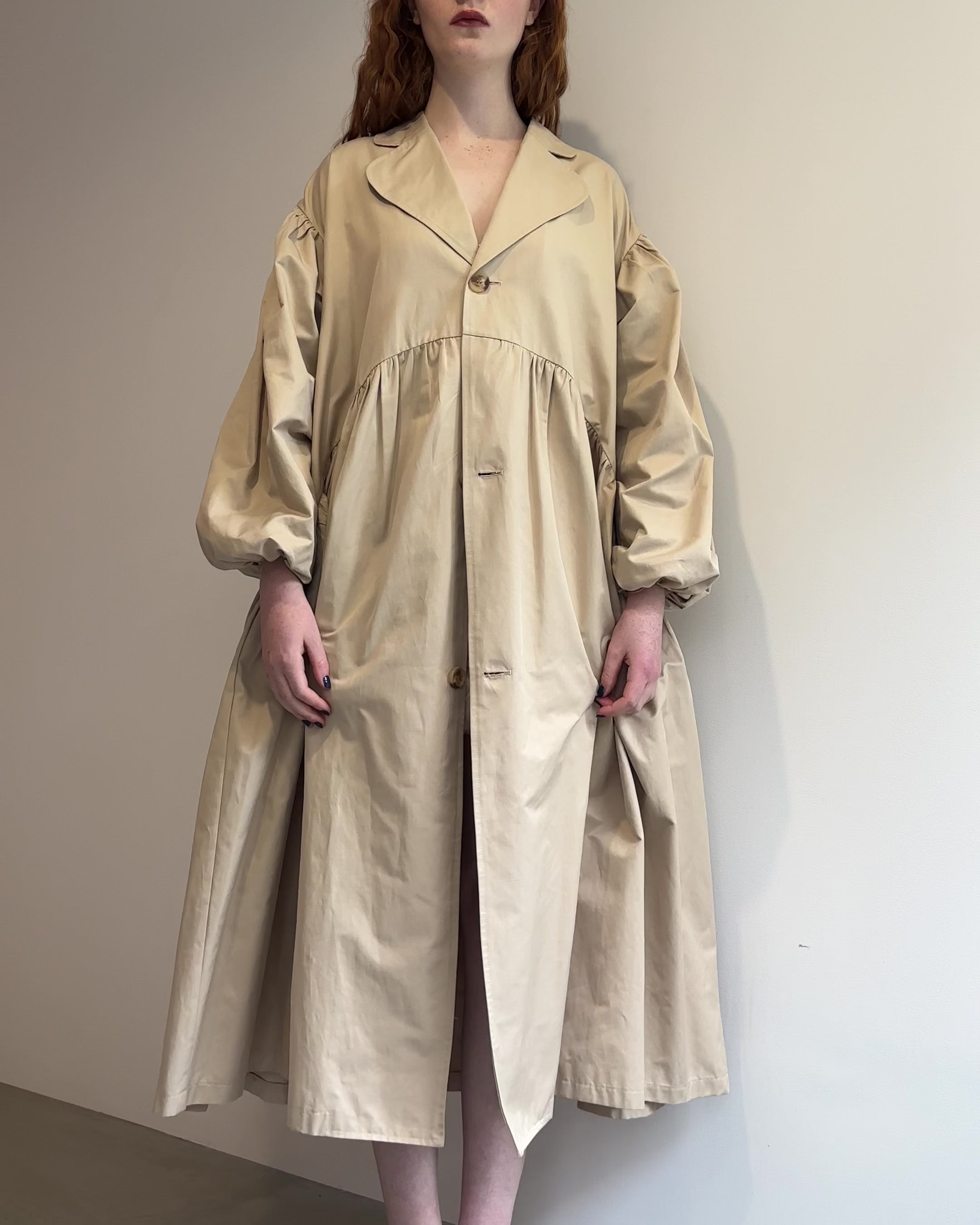 Balloon gather coat (navy)