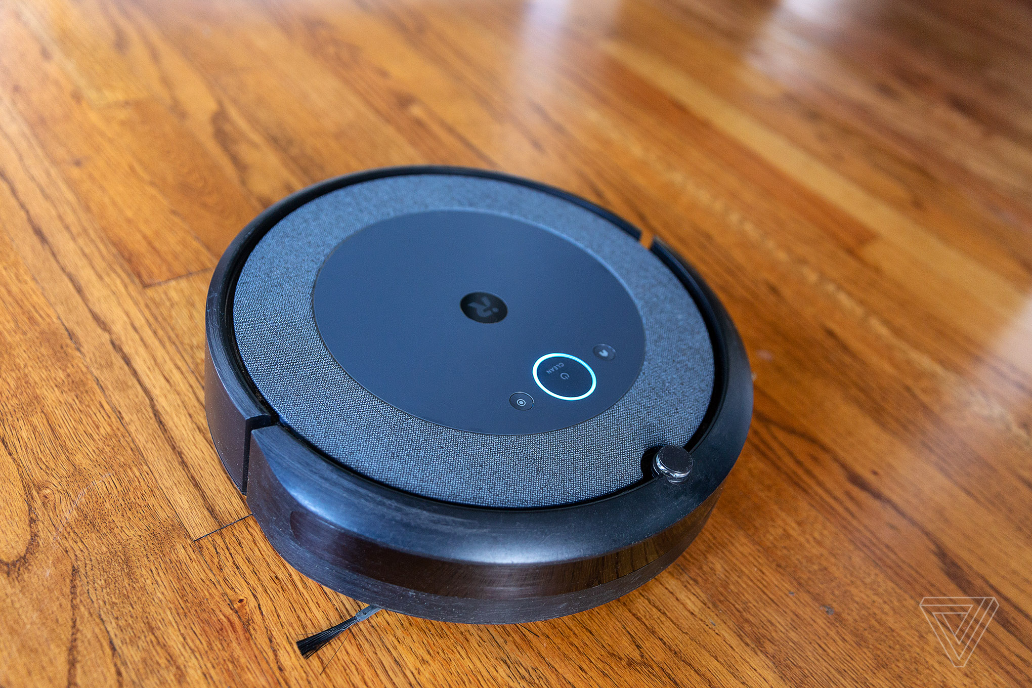 iRobot's Roomba i3 Plus EVO robot vacuum is $200 off for Black