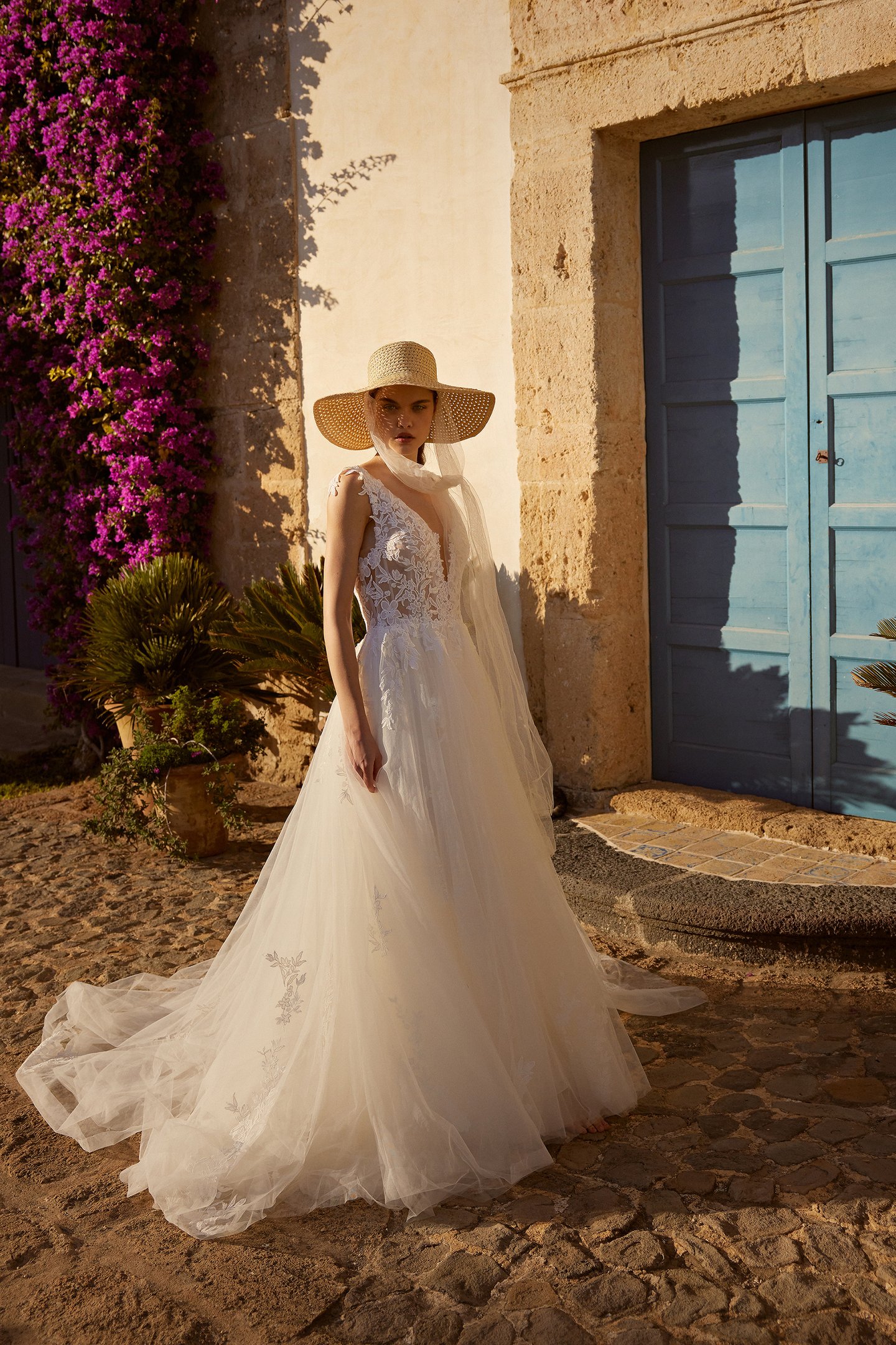66306: Tulle A-Line Bridal Dress with Plunging V-Neck and Open