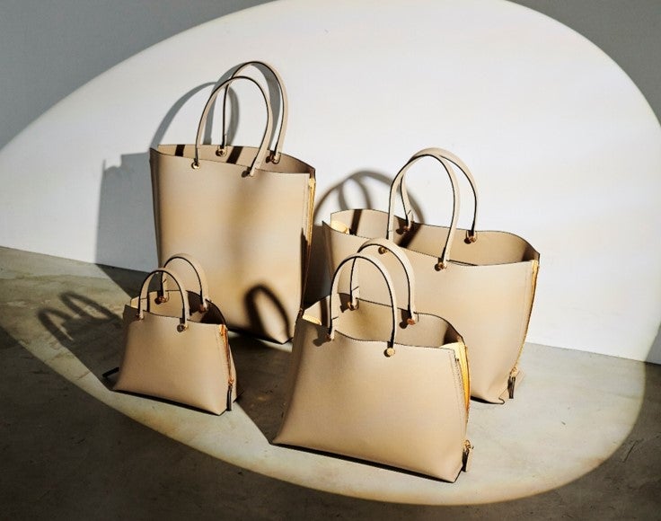 E'POR(ロペ ‎エポール)2周年を記念し、シグネチャーモデルであるY BAG