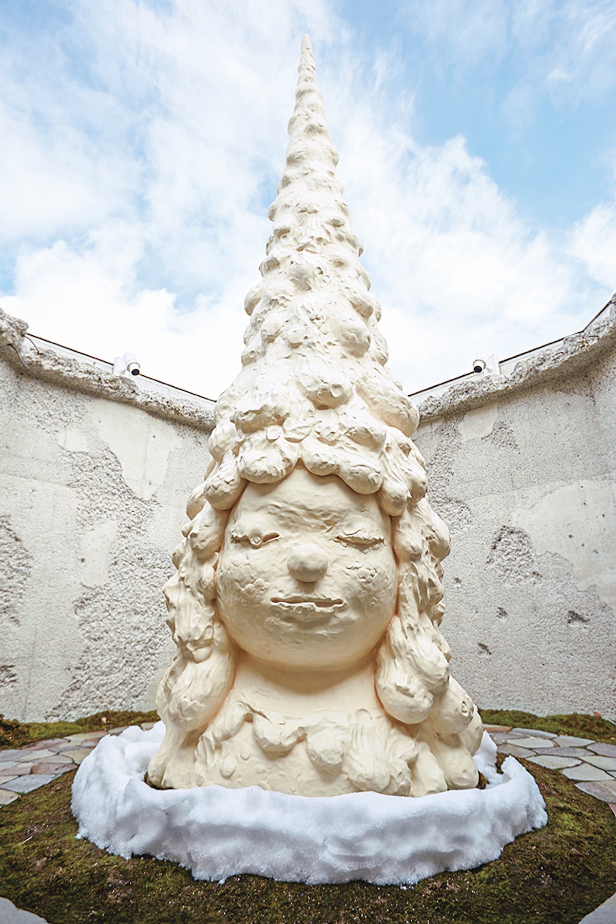 青森県立美術館 奈良美智個展「The Beginning Place ここから」開催に