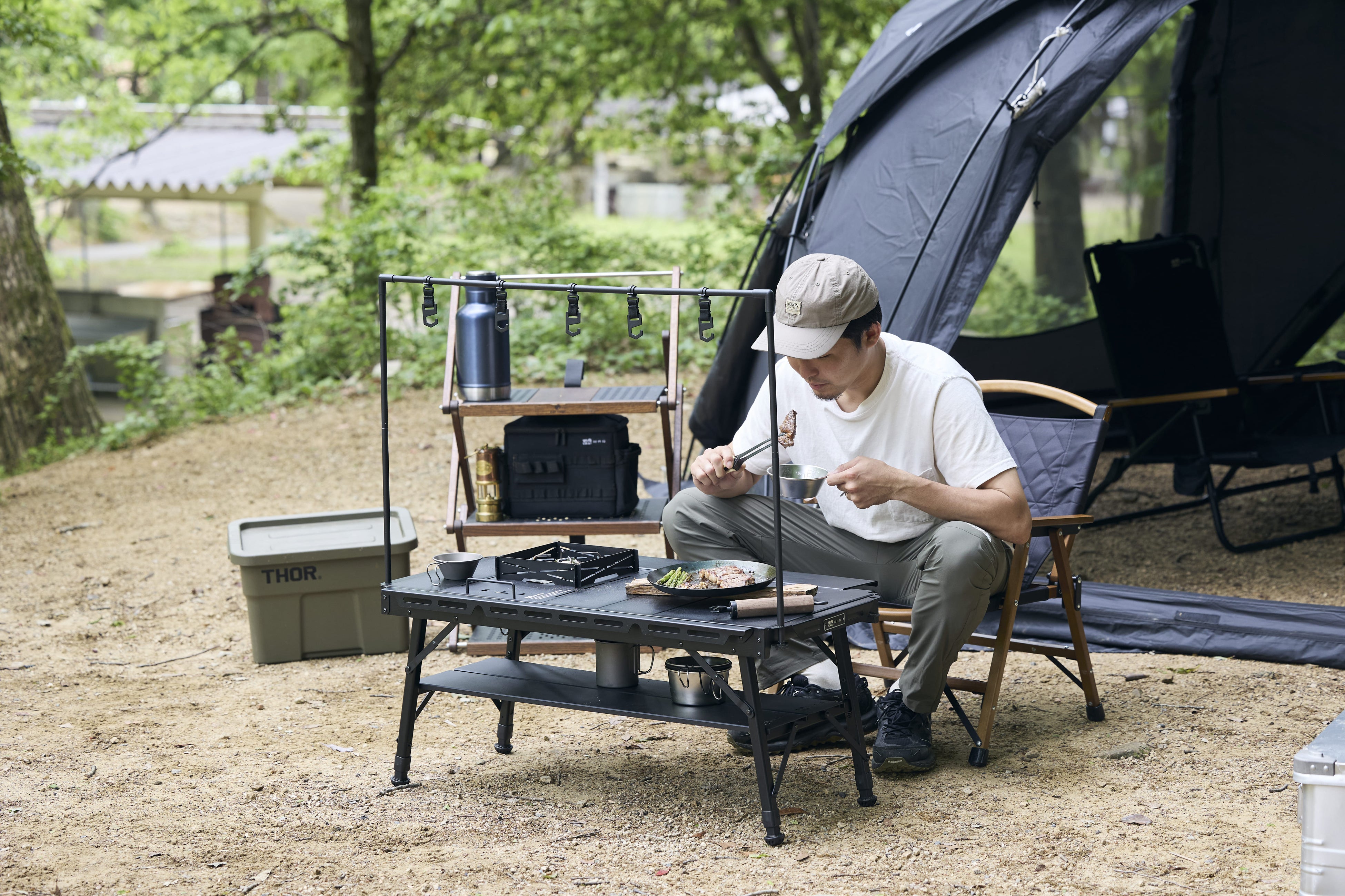 様々な拡張ができる欲しい機能が詰まった『WAQ Multi Iron Table』を