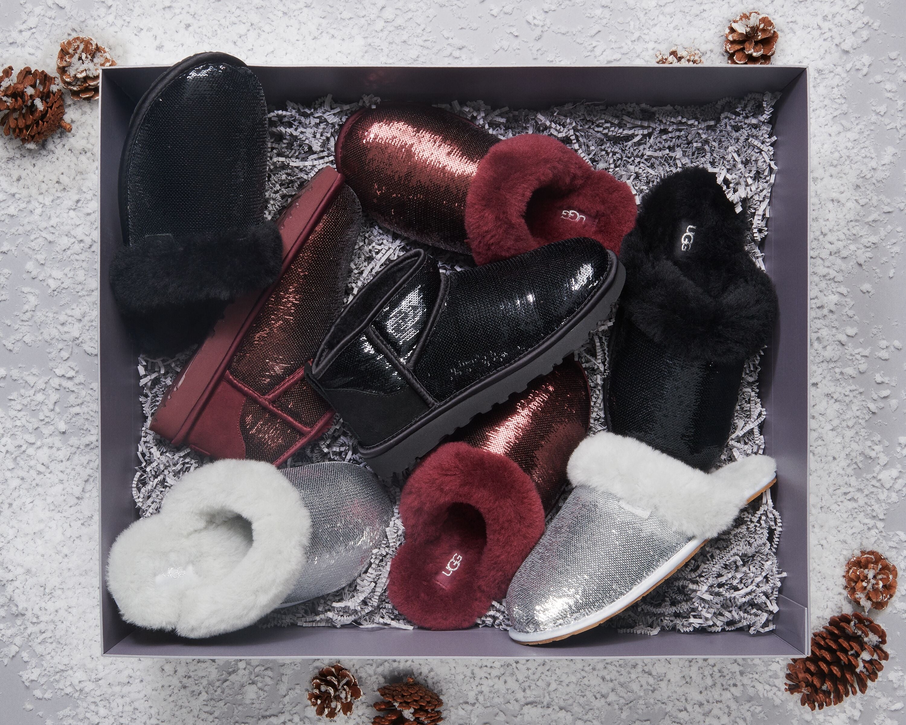 ホリデーを彩る華やかなUGG 2023 HOLIDAYコレクション登場 | Deckers
