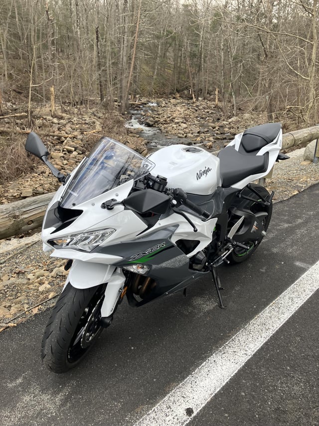2021 zx6R in Harriman State Park [3024 x 4032] : r/MotorcyclePorn