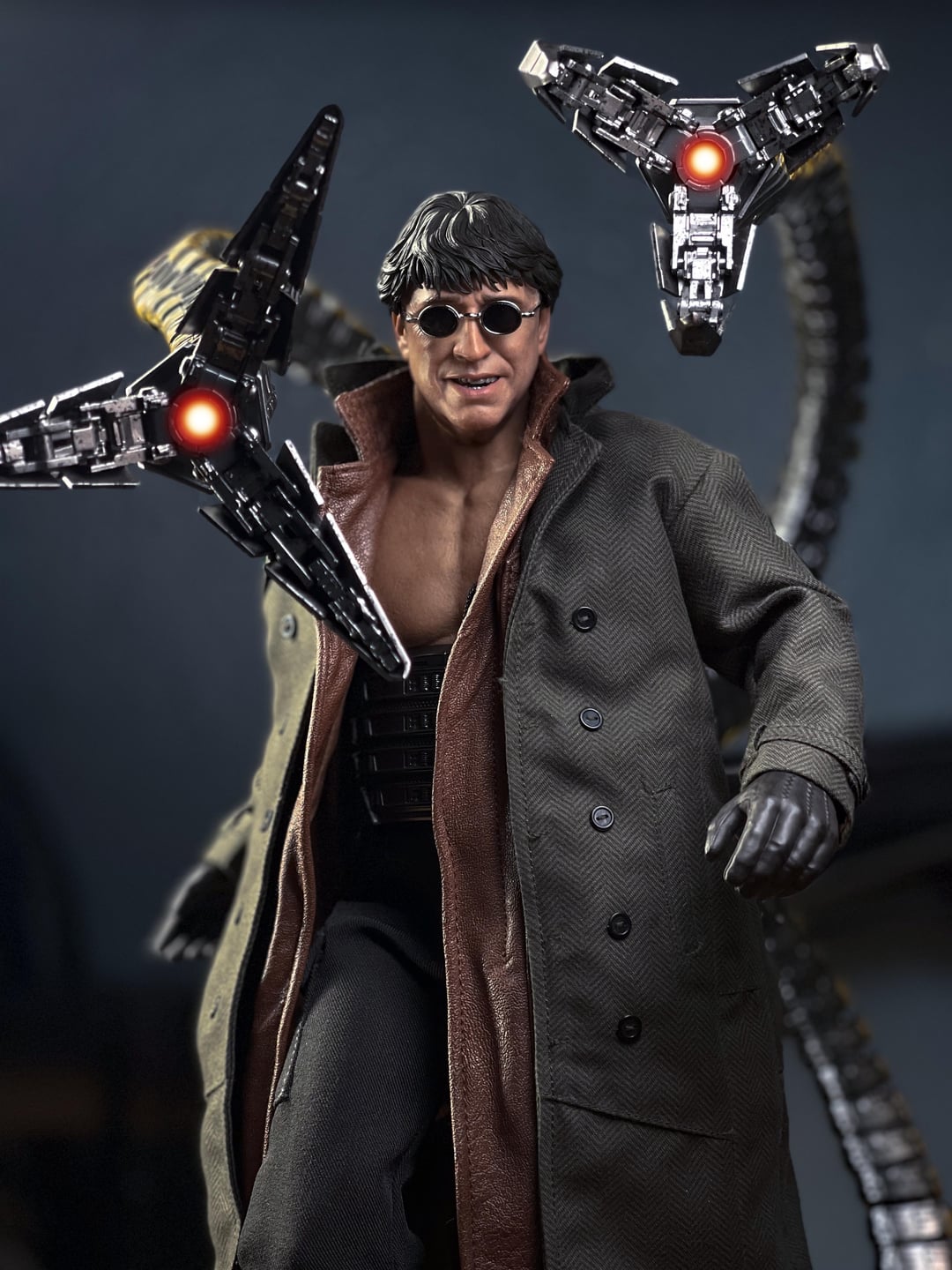modded-hot-toys-doctor-octopus