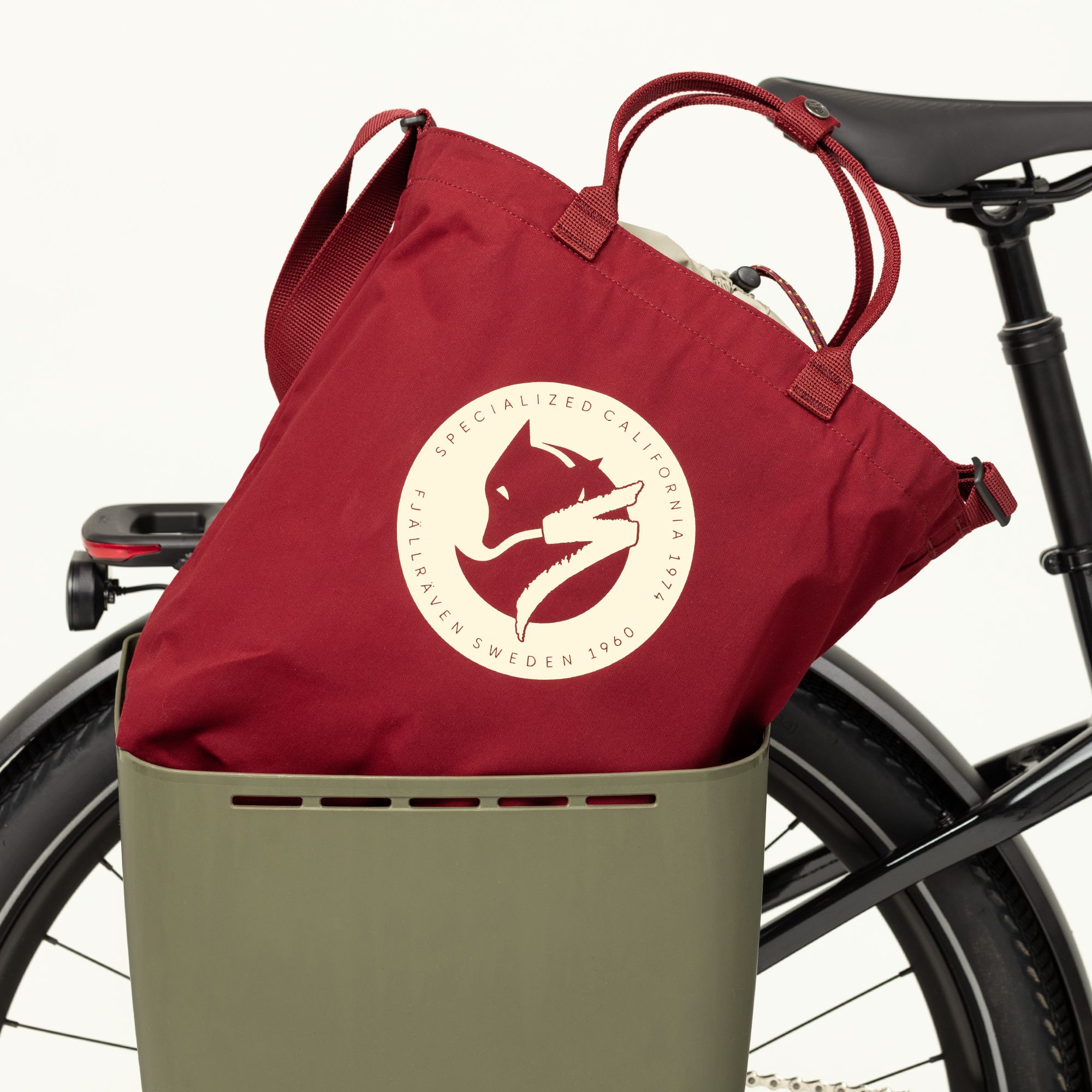 Fjällräven X Specialized Let's adventure together! - Velomotion