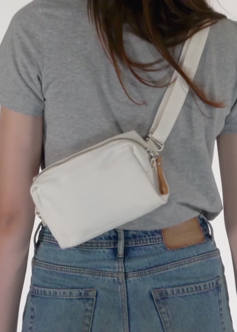 QWSTION - Hip Pouch (Natural White)