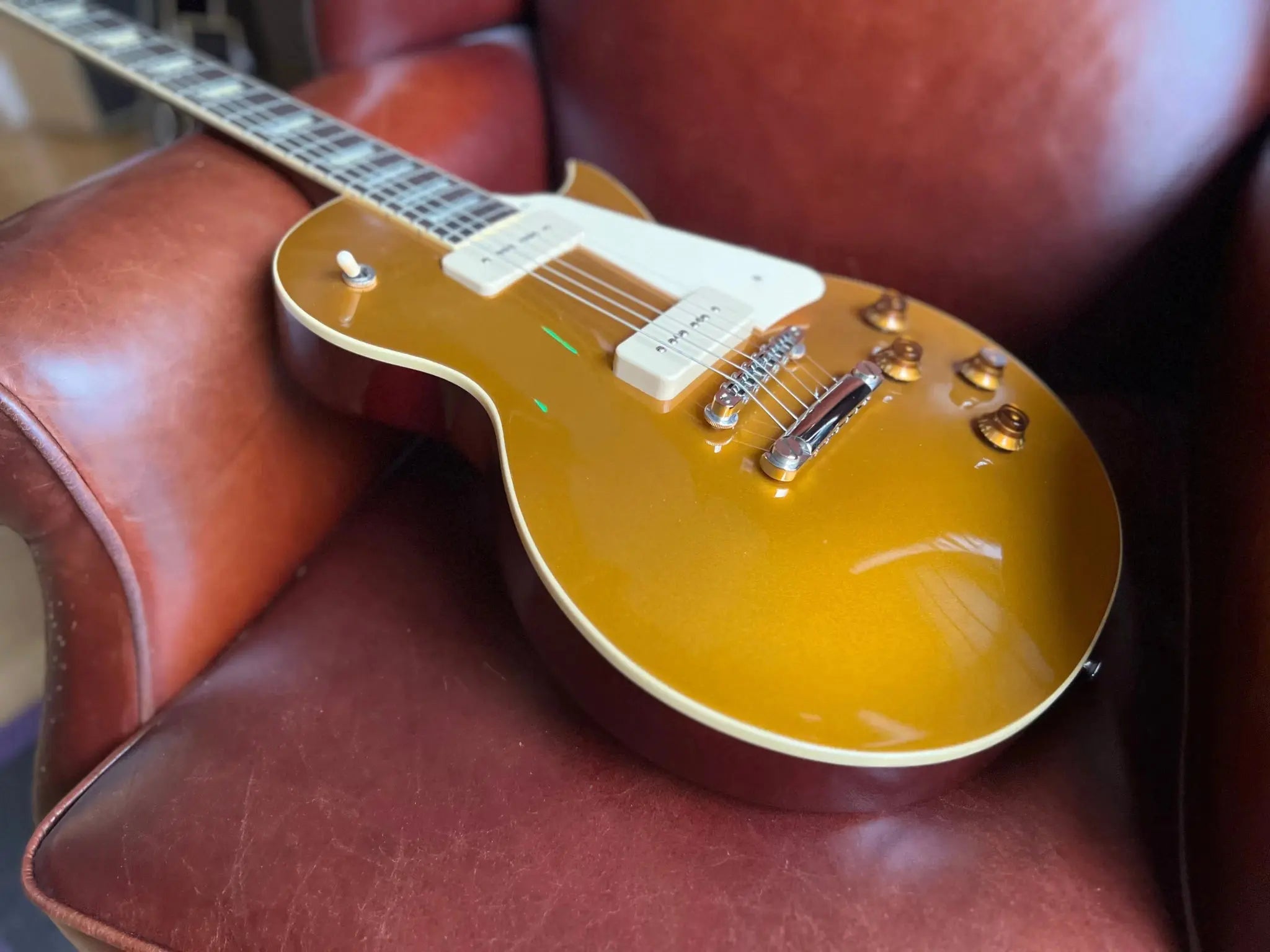 FGN Neo Classic NLS11RMP Antique Gold AG with Gig Bag