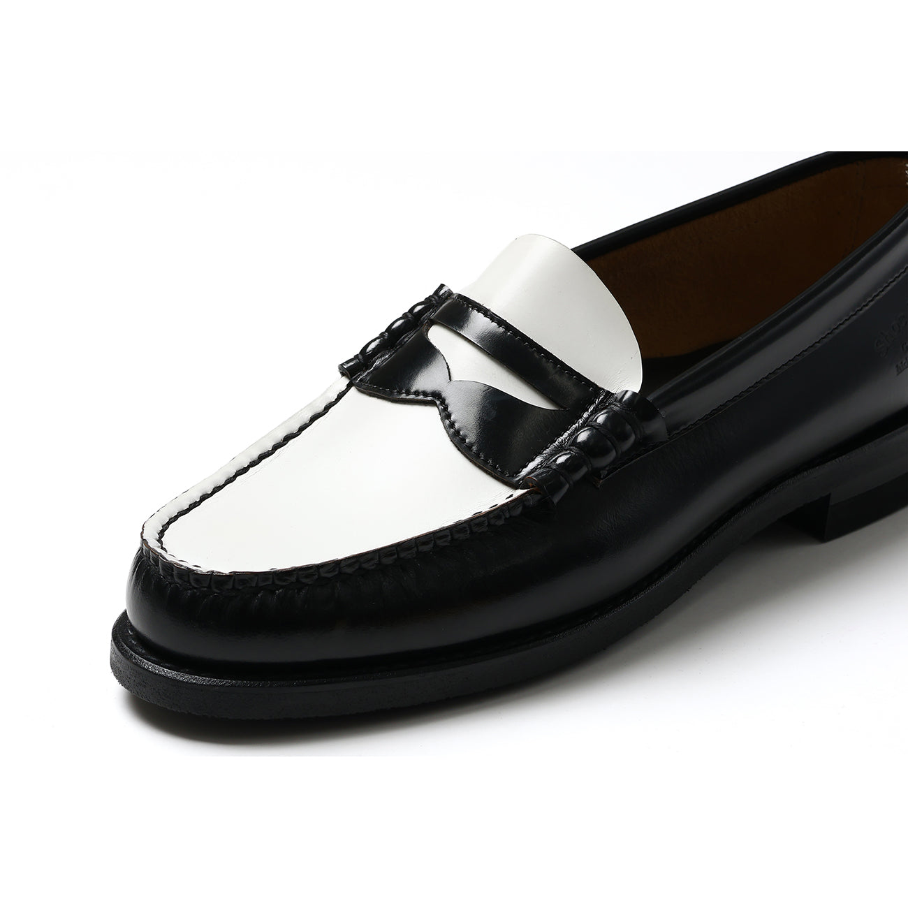 Women's Loafer_Black White – REGAL Shoe & Co.