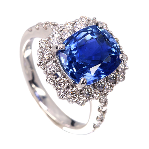 スリランカ産非加熱ブルーサファイア 5.7ct ダイヤモンド 0.8ct