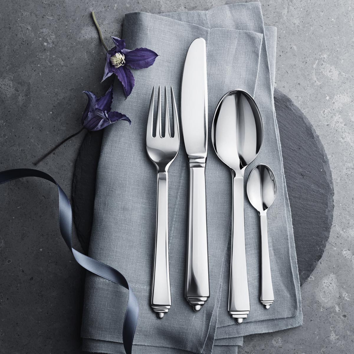 Pyramid stainless steel 4 piece cutlery set | Georg Jensen