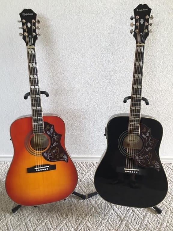 Epiphone Hummingbird Studio Acoustic-Electric Guitar Faded Cherry