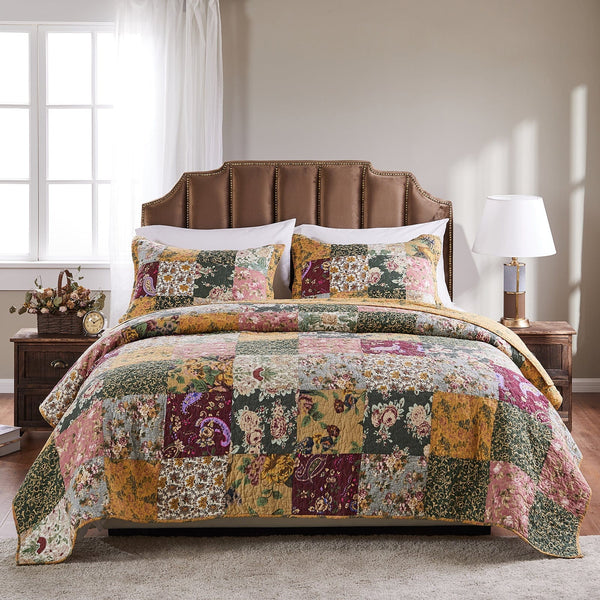 Antique-Chic-Quilt-2-sq-