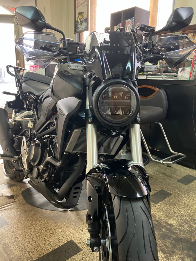 GIVI（ジビ） GIVI A1164 スモークスクリーン 汎用 小型ウインド