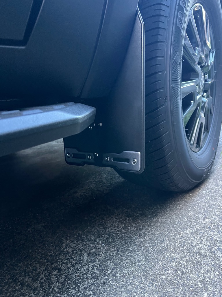 ランドクルーザー TOYOTA トヨタ 純正 マッドフラップ 通常タイプ 1台