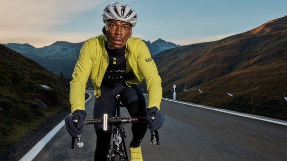 Rapha】PRO TEAM「Insulated Jacket」のレビュー | 理系な人の趣味ブログ