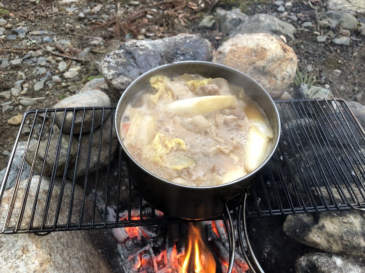 冬キャンプ みんなが作った「あったか飯」｜つぶやきピックアップ