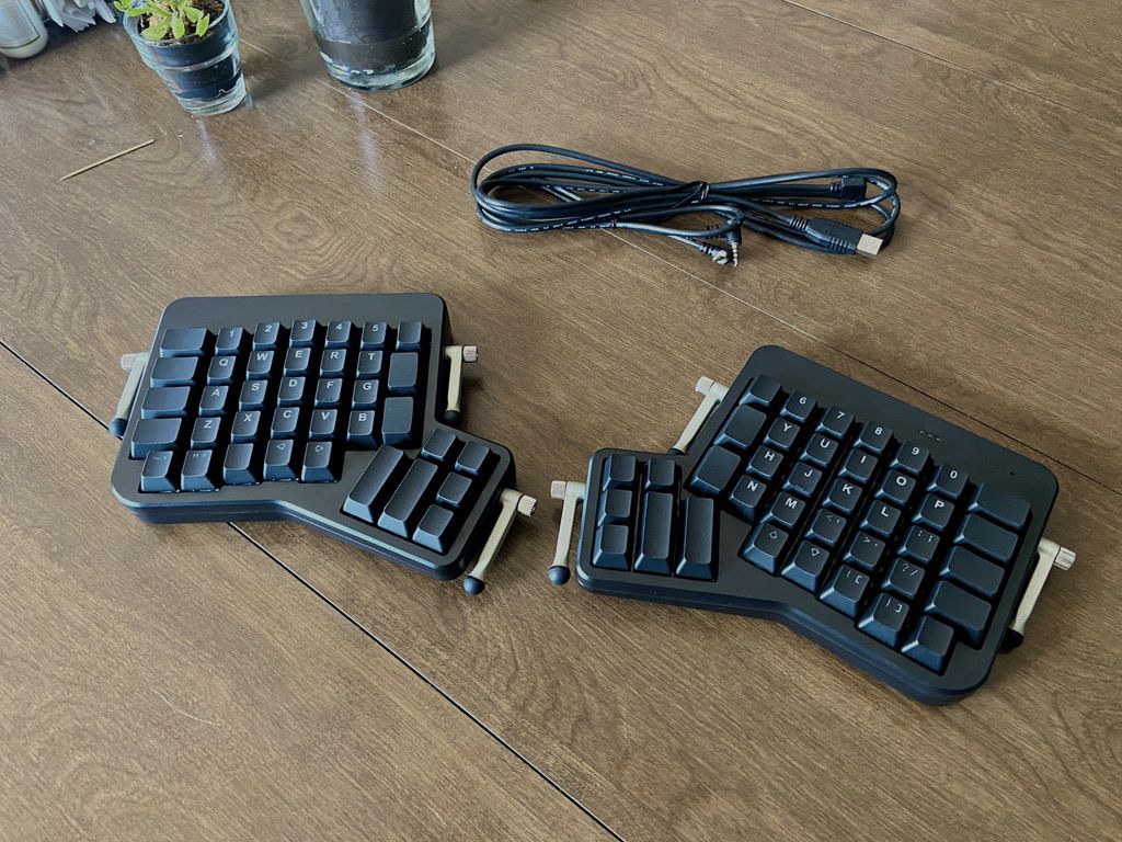 My new Ergodox-EZ Keyboard -- Initial Thoughts | λ ryan