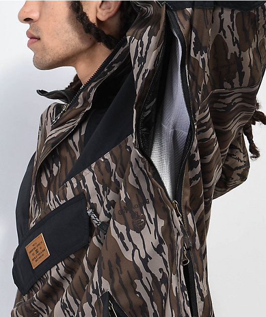 DC x Mossy Oak 43 Bottomland Camo Anorak Snowboarding Jacket | Zumiez