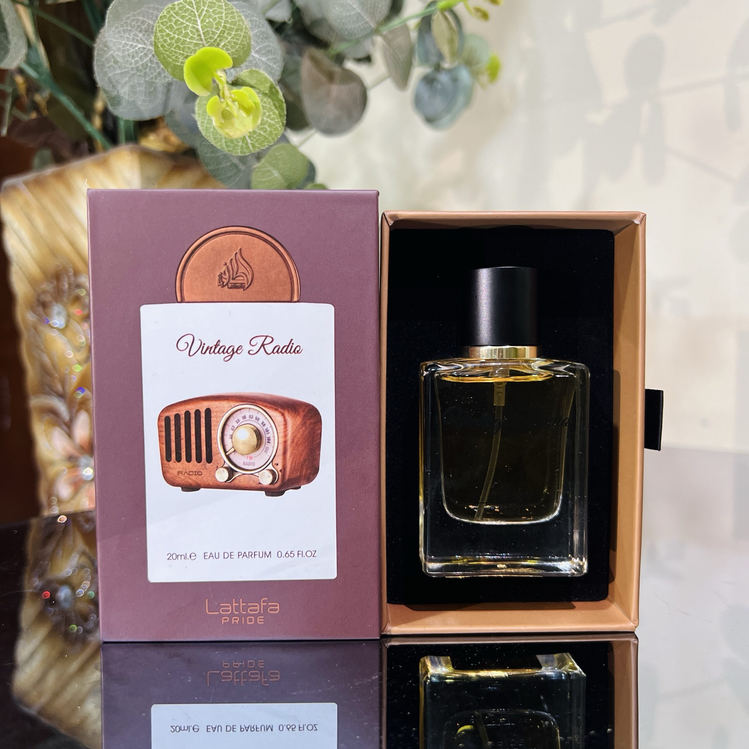 Lattafa Vintage Radio – 20ml – Scents by Pearls