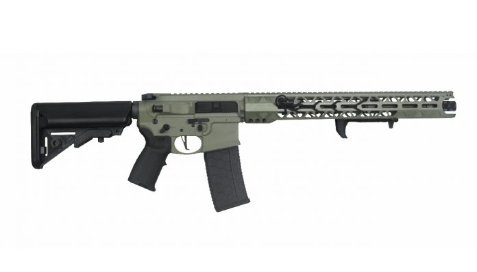 正規ライセンスで作られた「LVOA-C」ハンドガードは芸術品の域