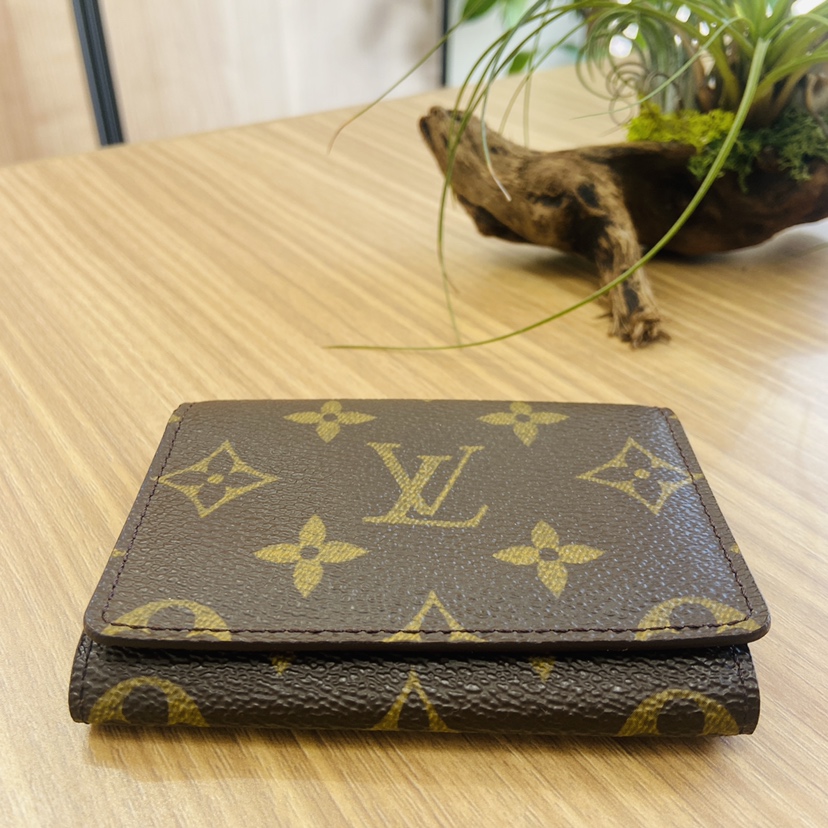 LOUIS VUITTON カルト ドゥ ヴィジット モノグラム M63801 カード入れ