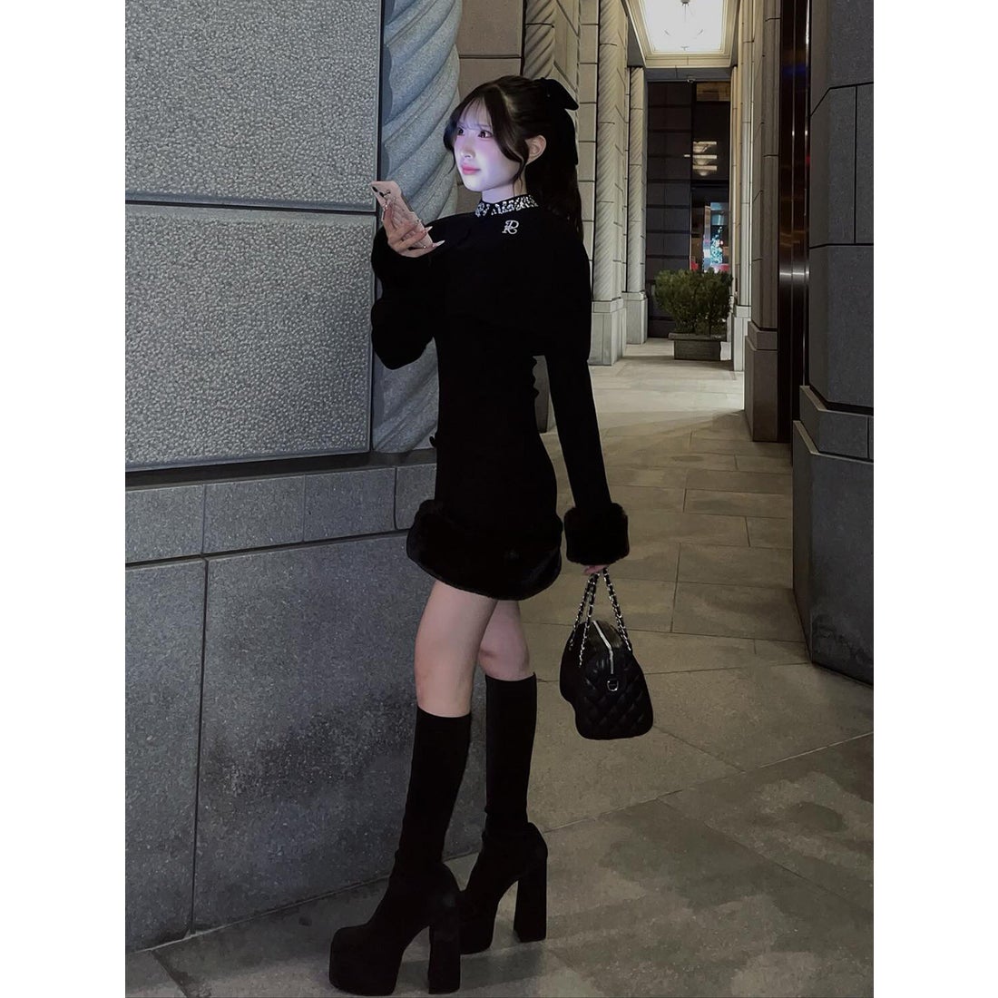 ダーリッチ Darich ビジューケープニットミニワンピース （ブラック