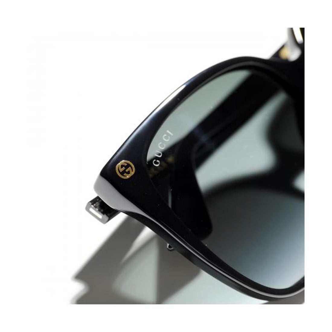 グッチ GUCCI GUCCI サングラス GG0022S スクエア型 GGロゴ （001