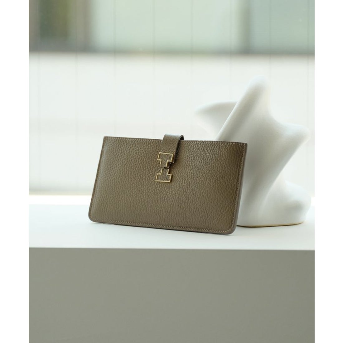 イアクッチ IACUCCI アバ ロングウォレット CERVO （taupe） -靴