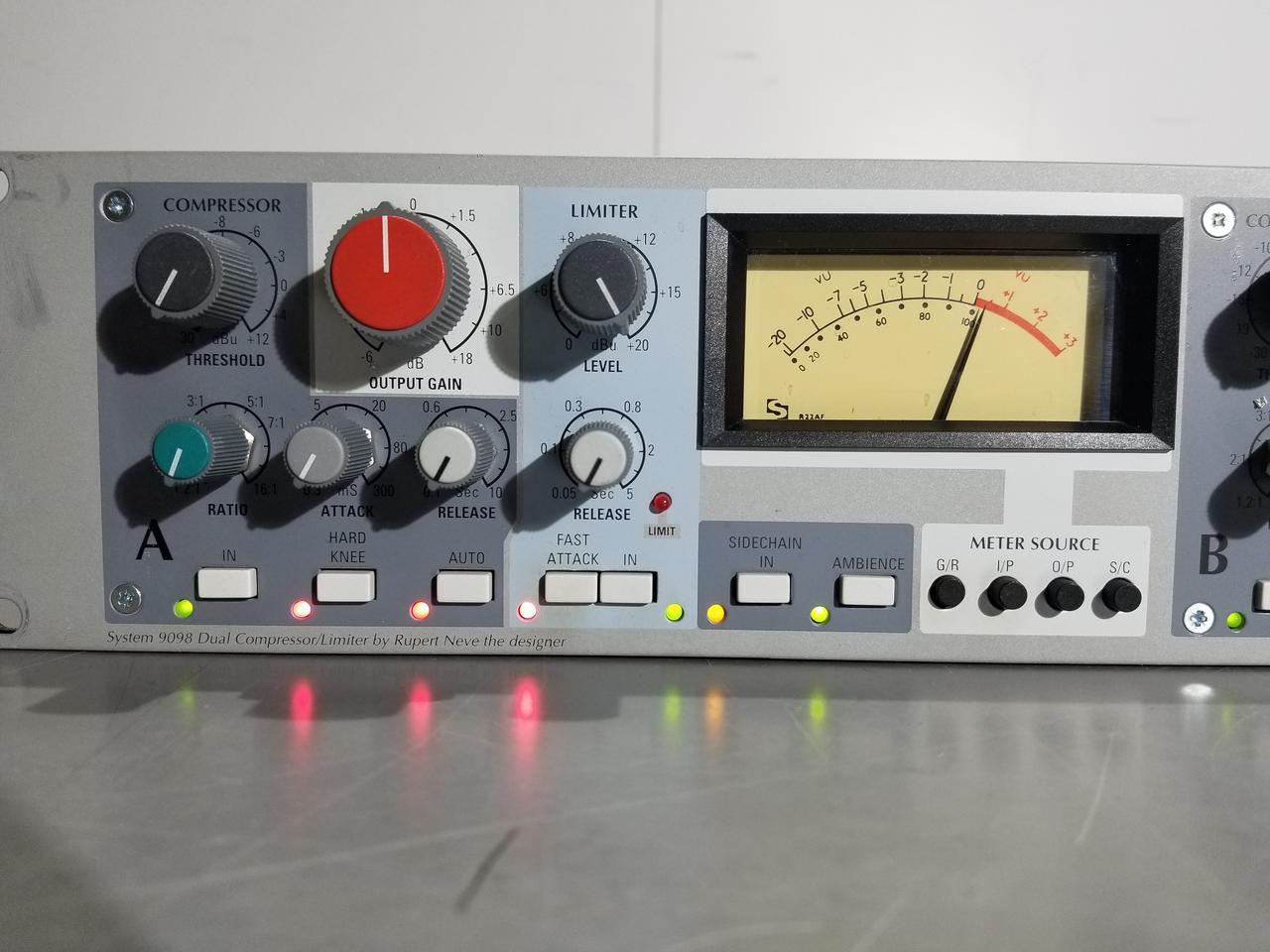 AMEK Dual Compressor / Limiter システム9098 | VIVID Online Shop
