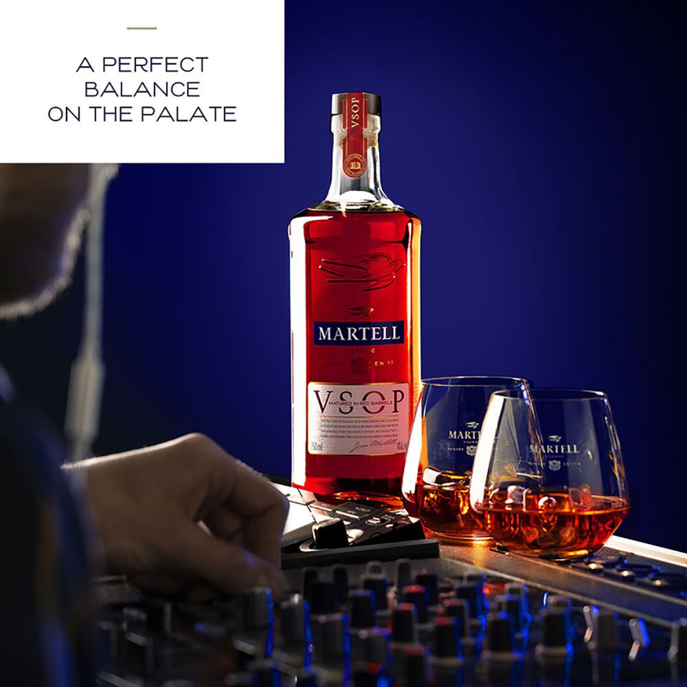 Martell VSOP Médaillon Cognac France 1l | Perth Airport Digital