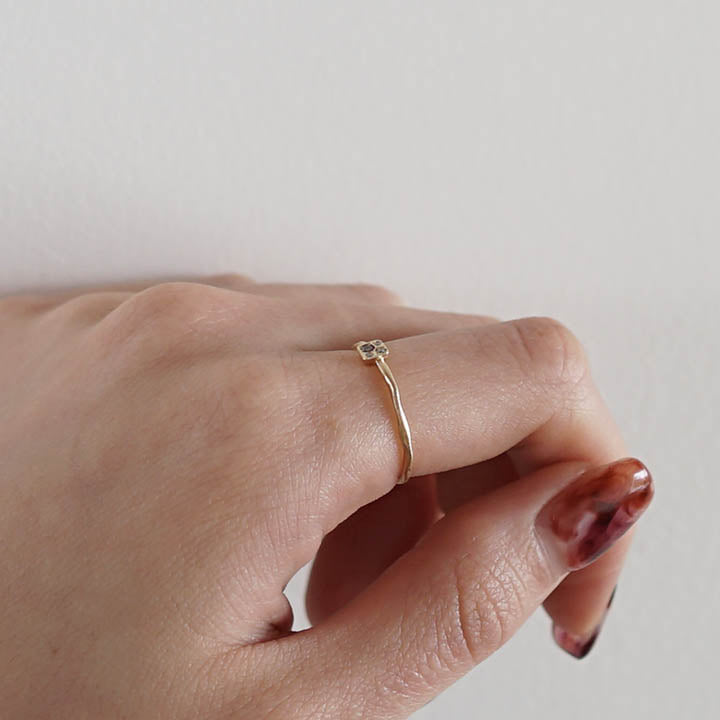 Atelier d'antan：Tiny Square Chocolate A024201AR001