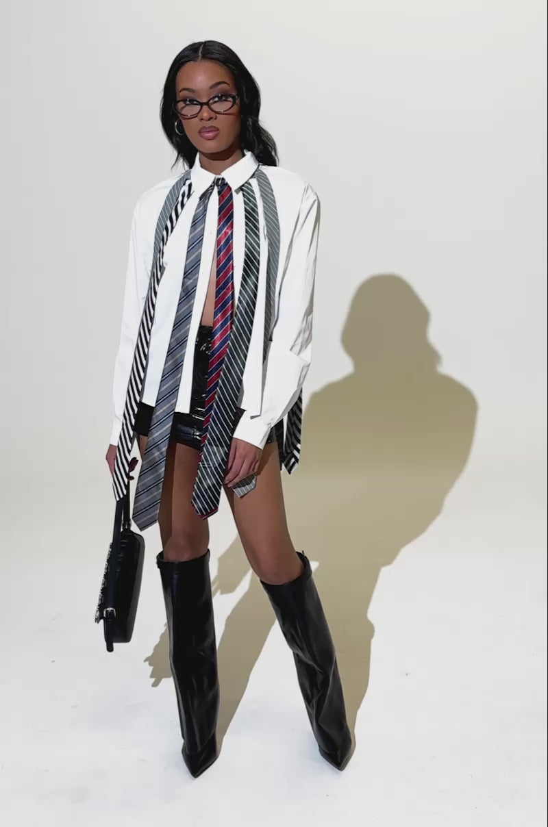 OH J SPECIAL TIE TOP – AKIRA