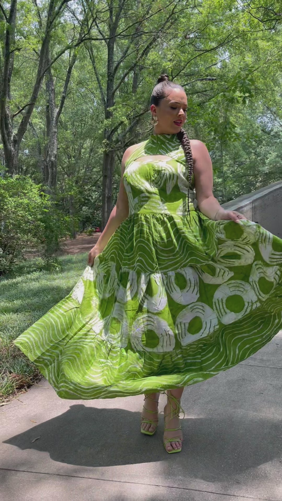 Mafarki Green Àdìrẹ Maxi Dress – Hand-Dyed African Print Dress