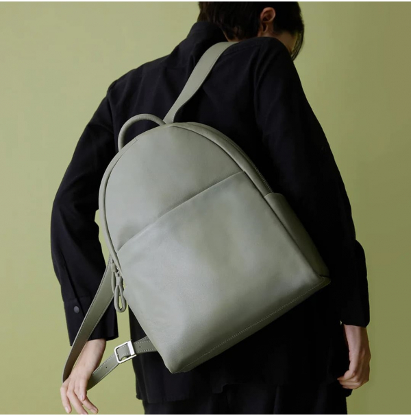 軽さにこだわった新作】ソフト バルーン バックパック🎈 | マザー