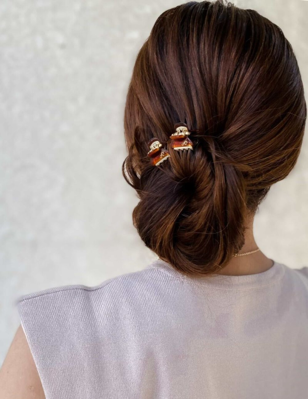 acca クリスタルヘアクリップ2個セット acca ヘアクリップ 2個セット赤