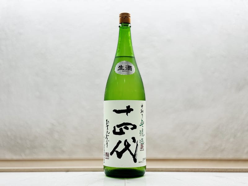 十四代角新中取り純米無濾過生酒1800ml