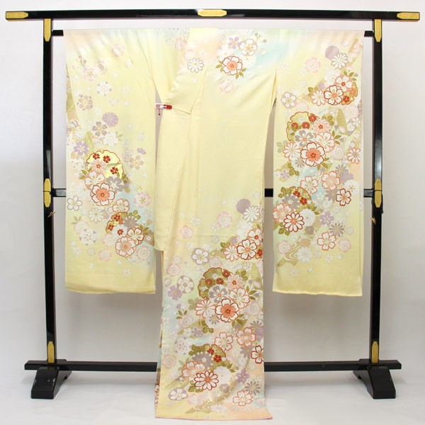 着物 振袖 型染め京友禅 金彩加工 蘇州刺繍 ラメ刺繍 桜地紋綸子地 未