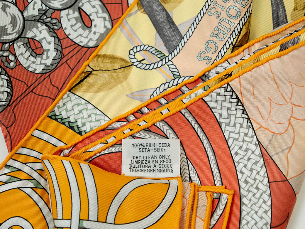 HERMES（エルメス） スカーフ カレ90 ダブルフェイス ブランデンブルク