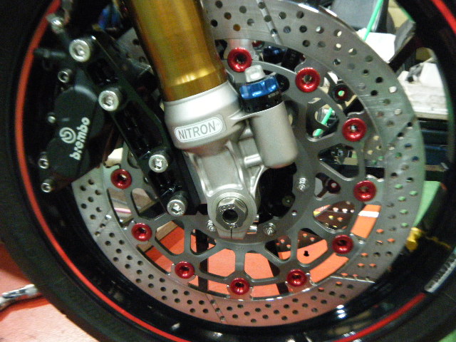 ブレーキローター交換。 「CB1300SF」 | しゃぼん玉 -Shabondama-