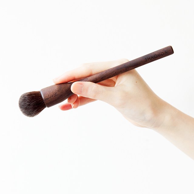 Mineral foundation Brush – SHAQUDA
