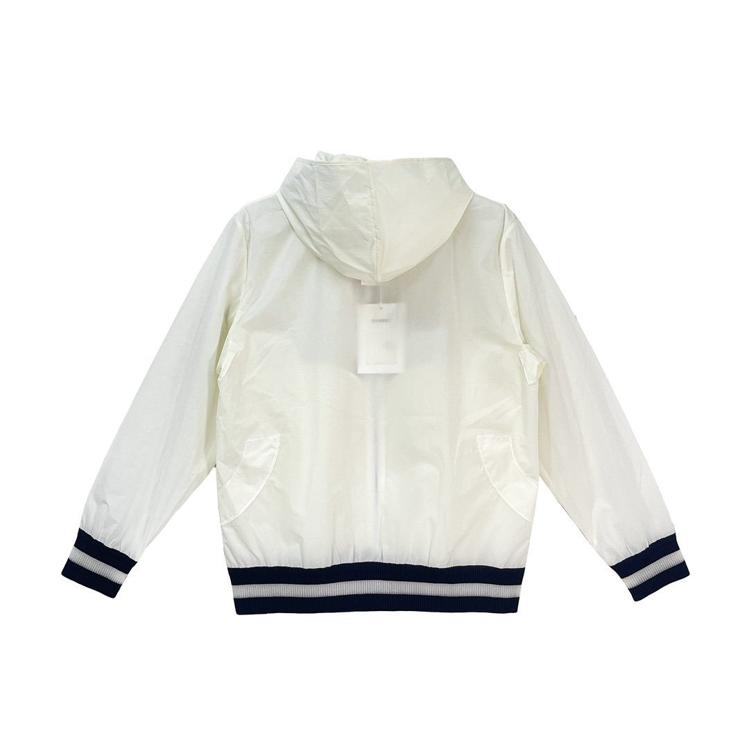Chanel ナイロン ラージ ロゴ ジッパー パーカー - SRM – SHENGLI ROAD
