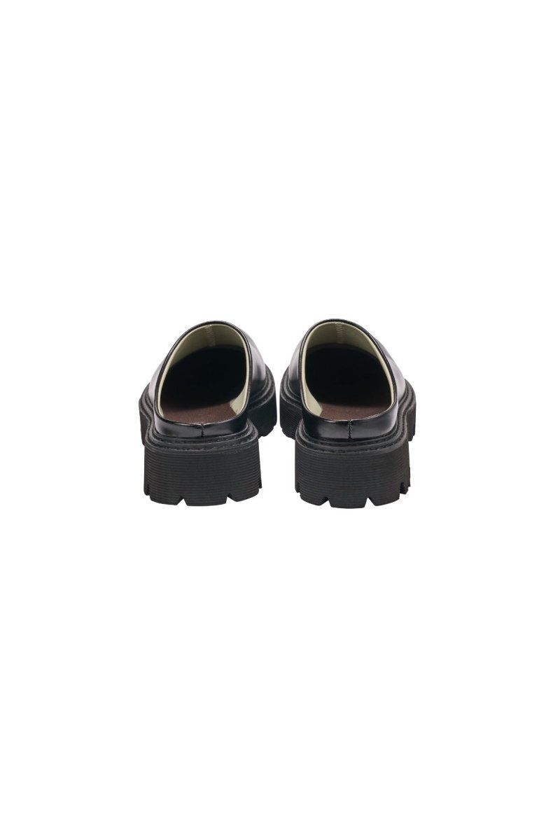 Knuth Marf - round toe sabot sandals (Black) / ラウンドトゥ サボ