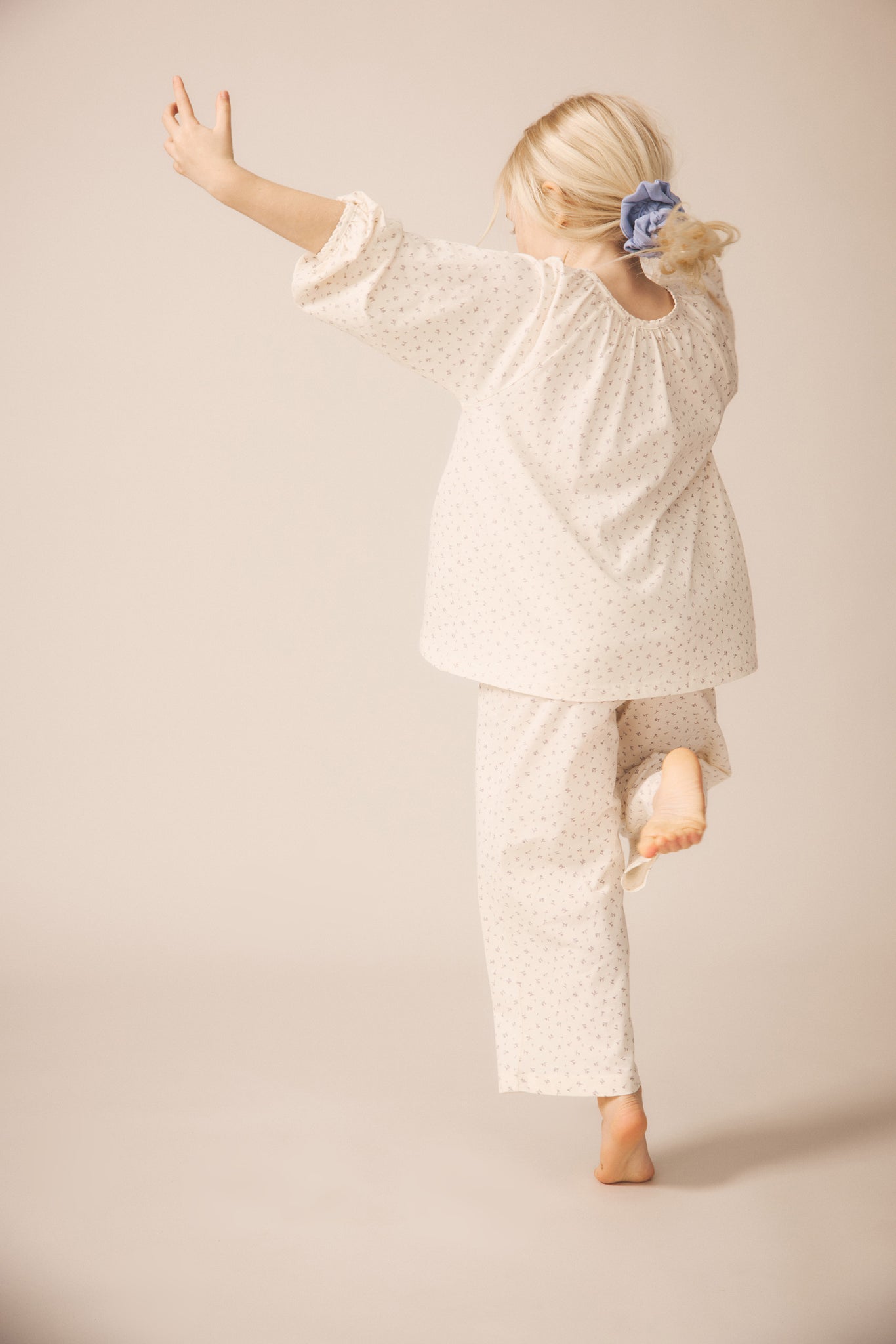 Porch Set – Soor Ploom