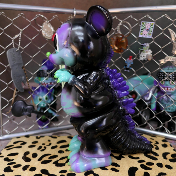 BlackBook Toyから久しぶりな「Mousezilla」新作は「Devil Marbled