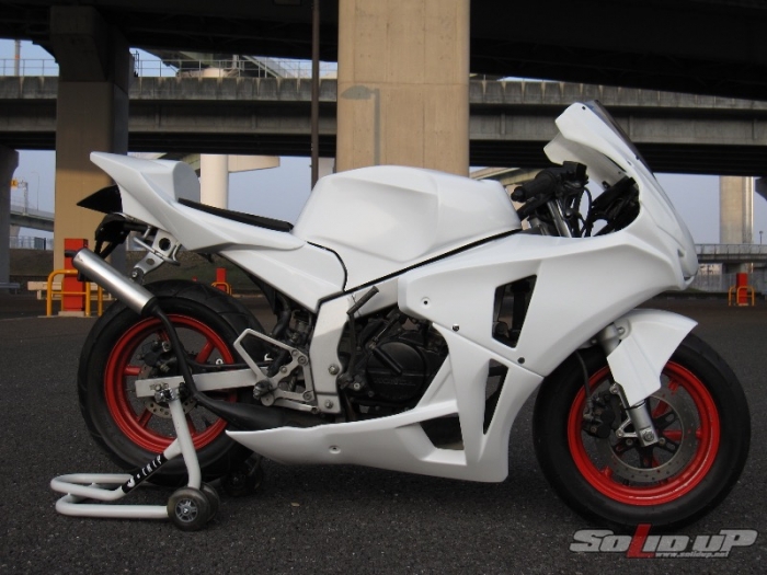 NSR用 08:CBR1000RRレプリカ アンダーカウル (白ゲル) / ソリッドアップ