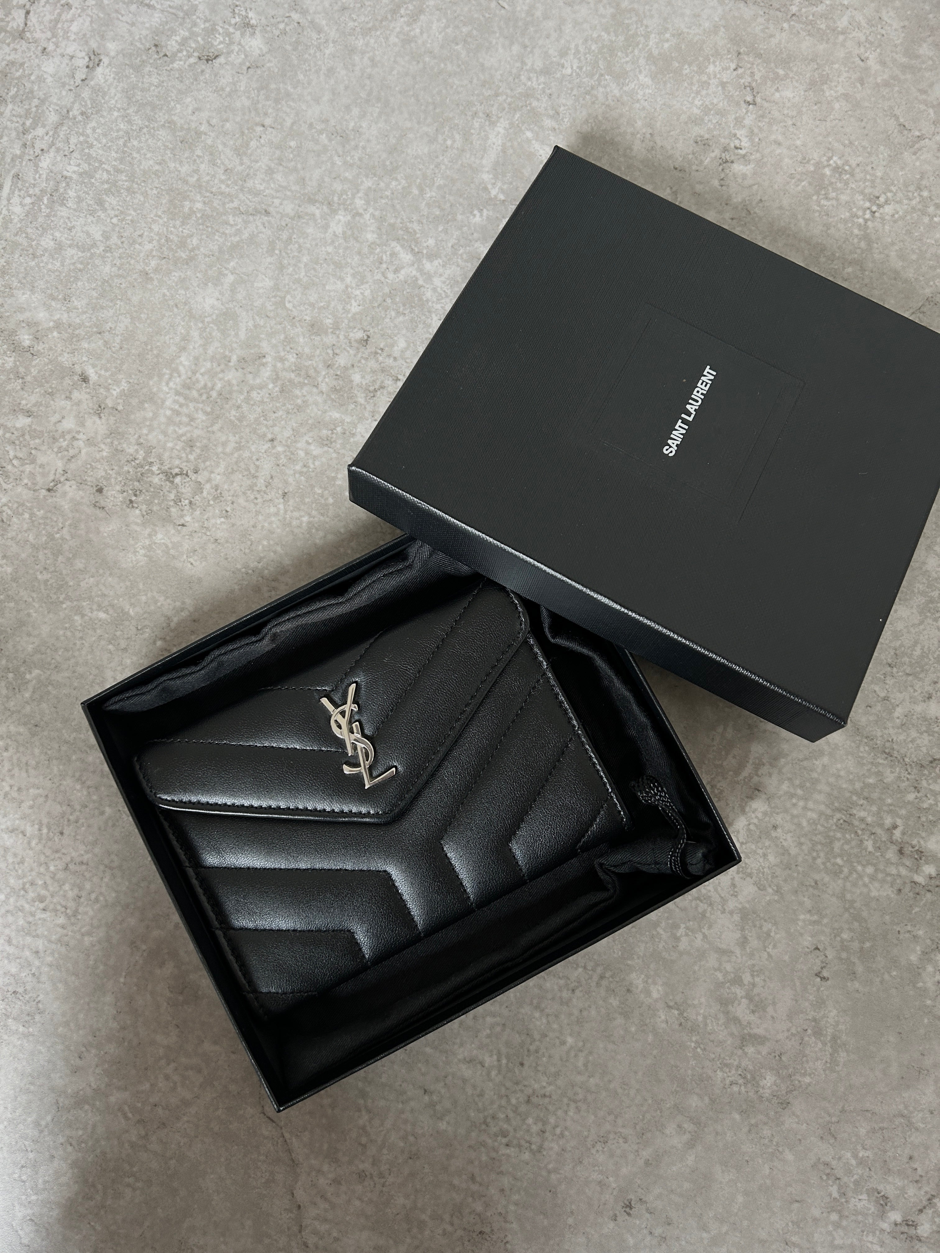 Vintage Yves Saint Laurent | VintageShop solo