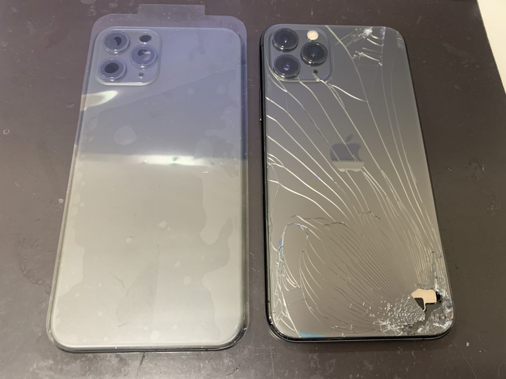 iPhone11Pro】 割れたバックパネル(背面)も綺麗に交換修理可能です