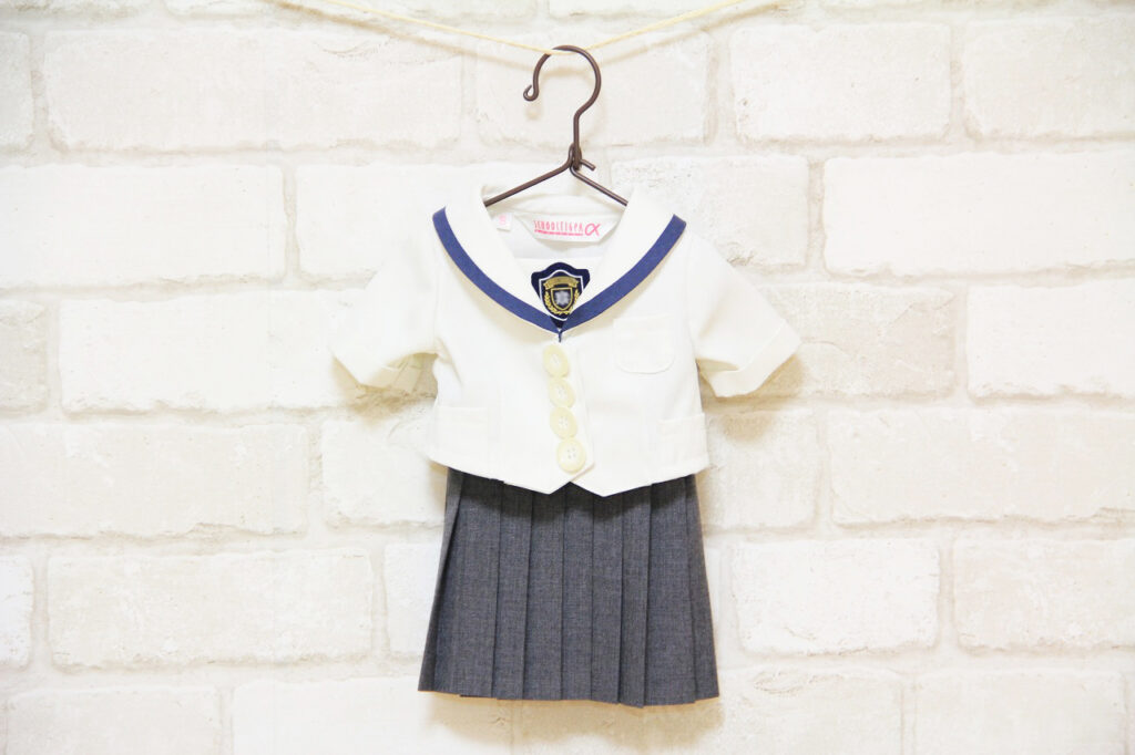 制服を自分でリメイクするなら？リメイクアイデアと注意点をご紹介